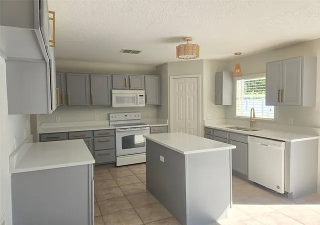 Photo 3 of Single family home for sale at 3001 Mandolin Dr, Kissimmee, FL 34744 | MLS# S5139386 | Listing updated on 2026-09-06