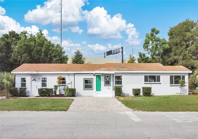 1st image of 2612 Roxbury Rd, Winter Park, FL 32789 | MLS# S5139410