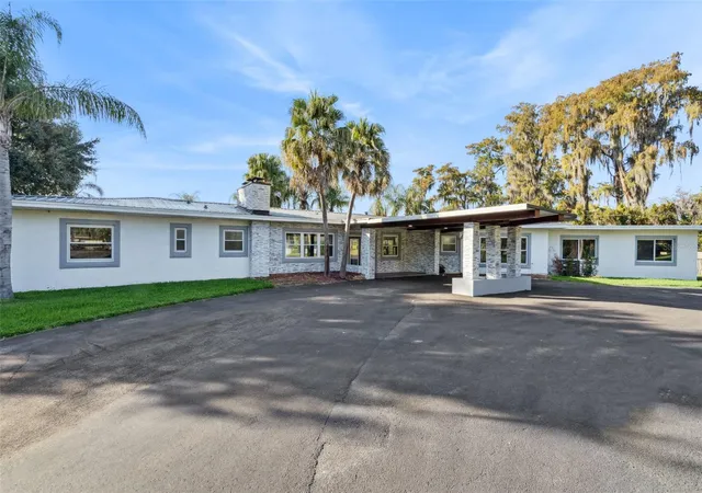 Photo 3 of Single family home for sale at 5526 Parkdale Dr, Orlando, FL 32839 | MLS# O6363933 | Listing updated on 2026-06-27