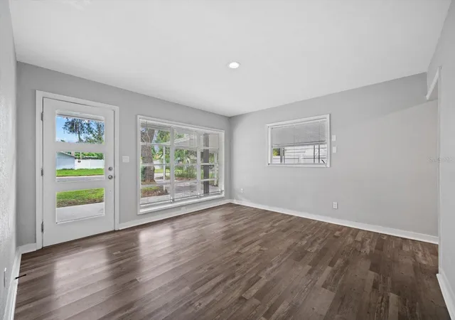 Photo 4 of Single family home for sale at 305 E Bougainvillea Ave, Tampa, FL 33612 | MLS# S5139421 | Listing updated on 2026-10-17