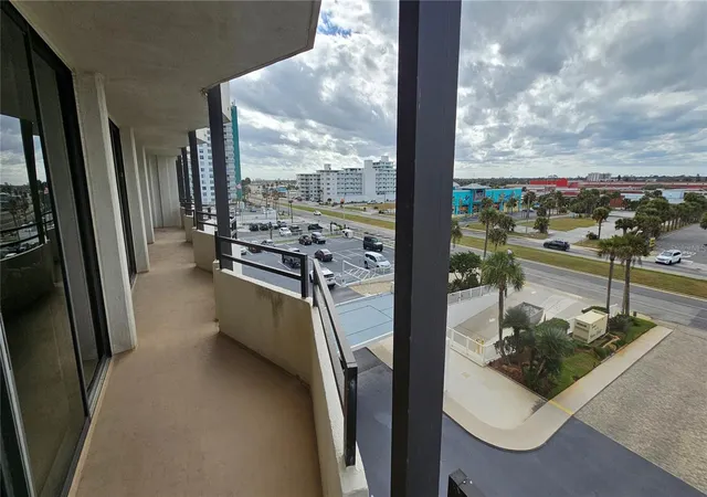 Photo 3 of Condo for sale at 2900 N Atlantic Ave #305, Daytona Beach, FL 32118 | MLS# G5105053 | Listing updated on 2026-09-28