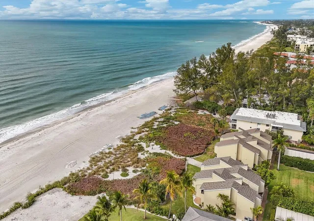 Homes for sale in Longboat Key, FL | 5270 Gulf Of Mexico Drive, Longboat Key, FL 34228 | Houzeo