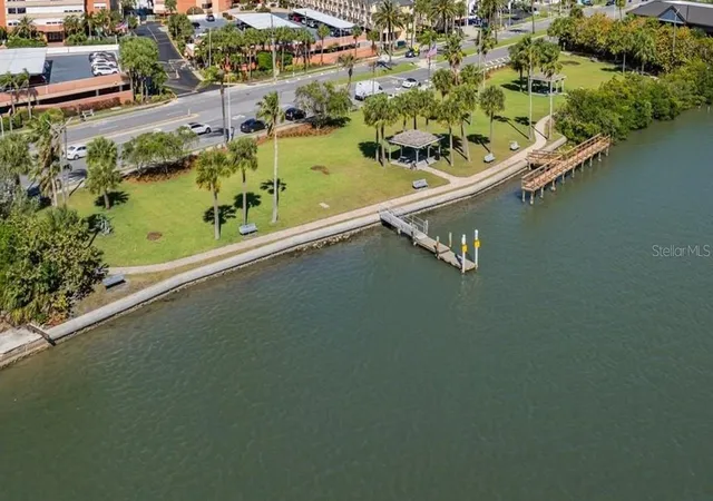2nd image of 17960 Gulf Blvd, REDINGTON SHORES, FL 33708