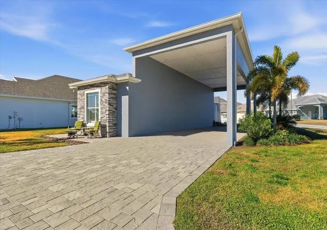 2nd image of 303 Nolane Ln, Polk City, FL 33868 | MLS# L4957614