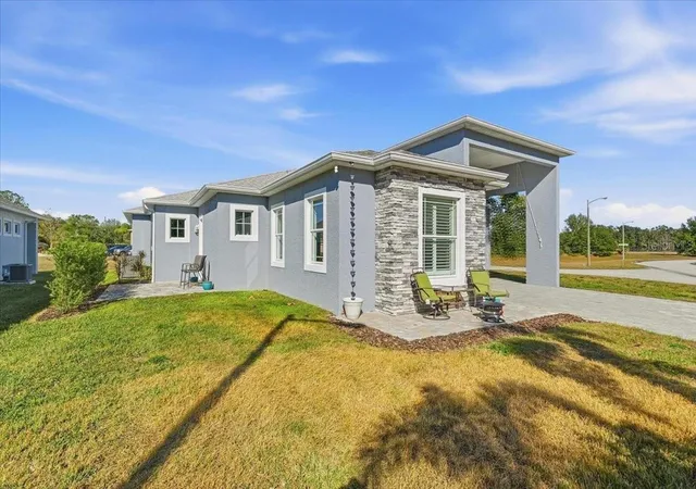 4th image of 303 Nolane Ln, Polk City, FL 33868 | MLS# L4957614