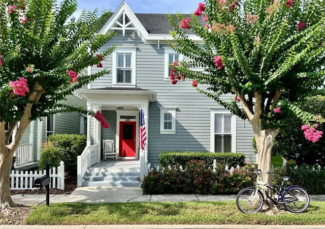 Photo 1 of Single family home for sale at 839 Lake Evalyn Dr, Kissimmee, FL 34747 | MLS# O6364150 | Listing updated on 2026-10-10