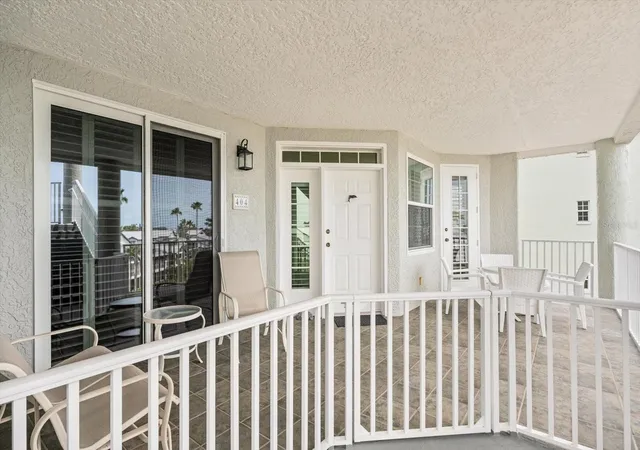 Photo 2 of Condo for sale at 1260 Dolphin Bay Way #404, Sarasota, FL 34242 | MLS# A4673762 | Listing updated on 2026-08-31