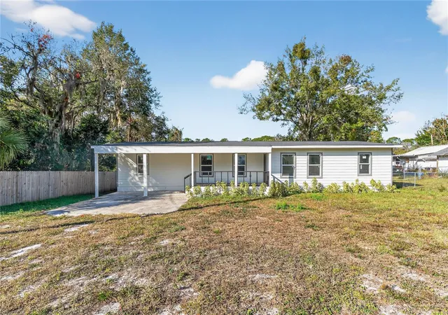 1st image of 40415 Country Rd, Eustis, FL 32736 | MLS# O6364177