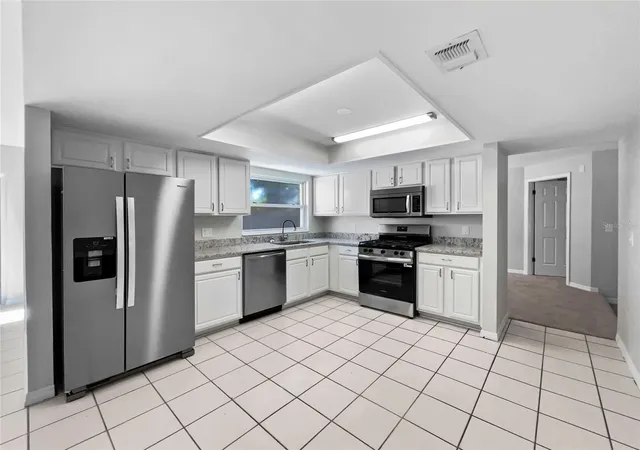 Photo 2 of Sale Pending at 831 Haulover Dr, Altamonte Springs, FL 32714 | MLS# O6364244 | Listing updated on 2026-09-25