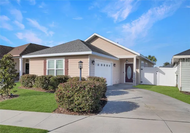 1st image of 1852 Sw 246th Dr, Newberry, FL 32669 | MLS# GC535737