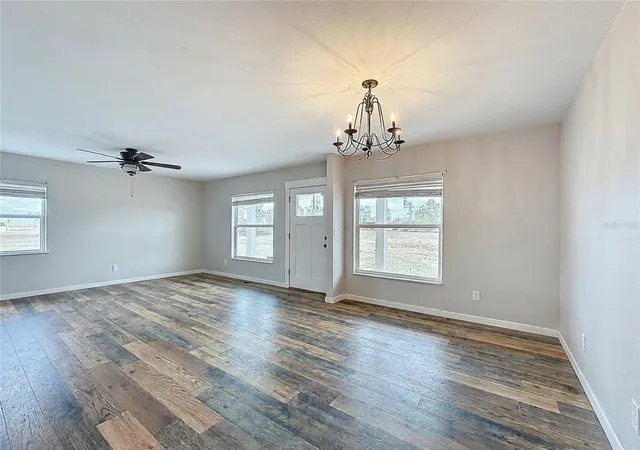 Photo 4 of Single family home for sale at 9421 Sunshine Grv Rd, Brooksville, FL 34613 | MLS# W7881140 | Listing updated on 2026-06-01
