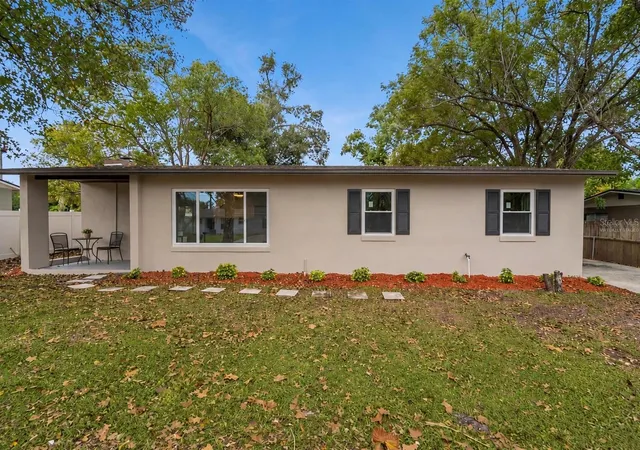 Homes for sale in Winter Springs, FL | 140 N Fairfax, Winter Springs, FL 32708 | MLS# O6364352