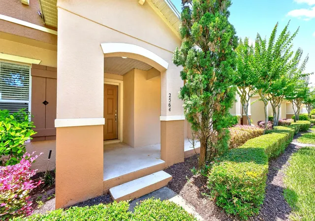 Photo 3 of Townhouse for sale at 2564 Abey Blanco Dr, Orlando, FL 32828 | MLS# O6364360 | Listing updated on 2026-09-17