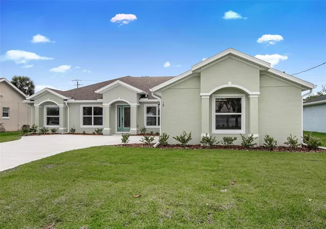 Homes for sale in Palm Coast, FL | 18 Central Pl, Palm Coast, FL 32137 | MLS# FC314425