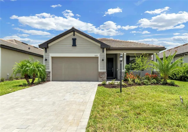 Homes for sale in Bradenton, FL | 5239 Coral Reef Way, Bradenton, FL 34211 | MLS# A4673841