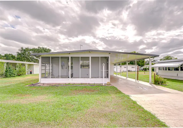 Homes for sale in Zephyrhills, FL | 39524 Dundee Rd, Zephyrhills, FL 33542 | MLS# TB8452837