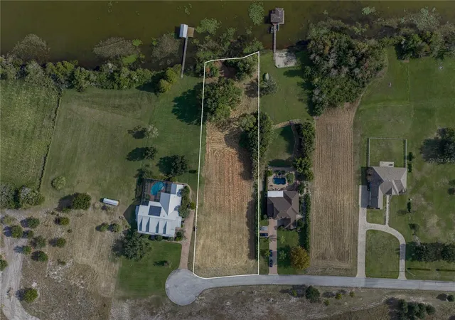 1st image of 2080 Kennwood Grove Ln, Auburndale, FL 33823 | MLS# O6364423