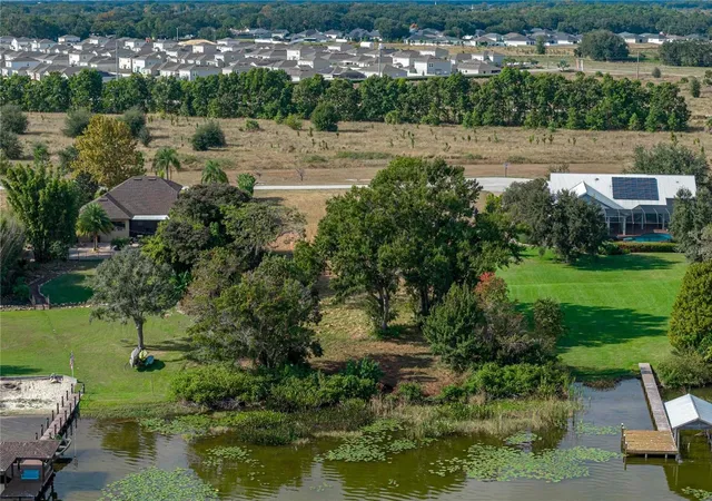 3rd image of 2080 Kennwood Grove Ln, Auburndale, FL 33823 | MLS# O6364423