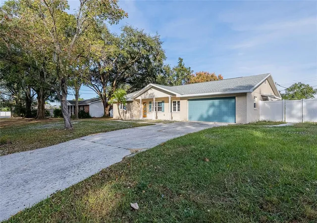 Photo 3 of Single family home for sale at 6212 Woodsfield Way, Lakeland, FL 33813 | MLS# L4957642 | Listing updated on 2026-09-21