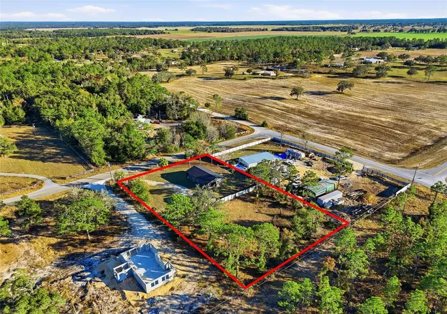 Homes for sale in Williston, FL | 4030 Ne 140th Ct, Williston, FL 32696 | MLS# GC535769