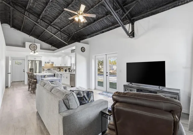 5th image of 4030 Ne 140Th Ct, Williston, FL 32696 | MLS# GC535769