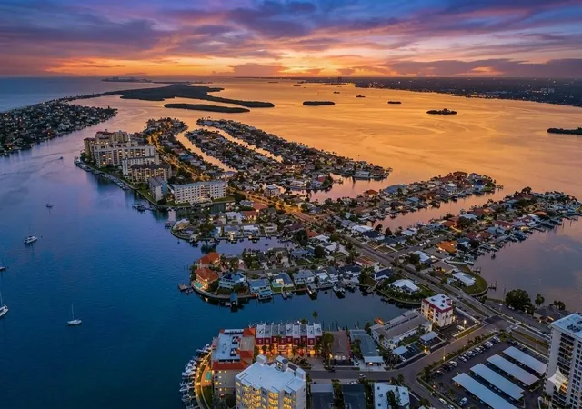 Photo 3 of Townhouse for sale at 214 Skiff Point #214, Clearwater Beach, FL 33767 | MLS# TB8453027 | Listing updated on 2026-09-23