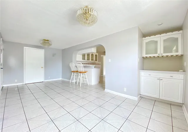 Homes for sale in Tampa, FL | 3112 W Tampa Bay Blvd, Tampa, FL 33607 | MLS# TB8453059
