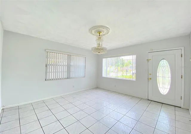 Homes for sale in Tampa, FL | 3112 W Tampa Bay Blvd, Tampa, FL 33607 | MLS# TB8453059