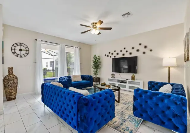 Photo 4 of Single family home for sale at 4700 Sleepy Holw Dr, Kissimmee, FL 34746 | MLS# O6364597 | Listing updated on 2026-09-30