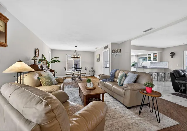 Photo 4 of Single family home for sale at 1963 Tanglewood Dr NE, Saint Petersburg, FL 33702 | MLS# TB8453154 | Listing updated on 2026-10-23