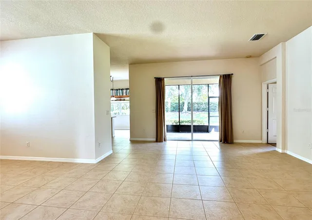 5th image of 4950 Sandy Brook Cir, Wimauma, FL 33598 | MLS# TB8453157