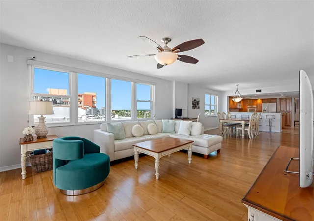 4th image of 16326 Gulf Blvd #510, Redington Beach, FL 33708 | MLS# TB8453163