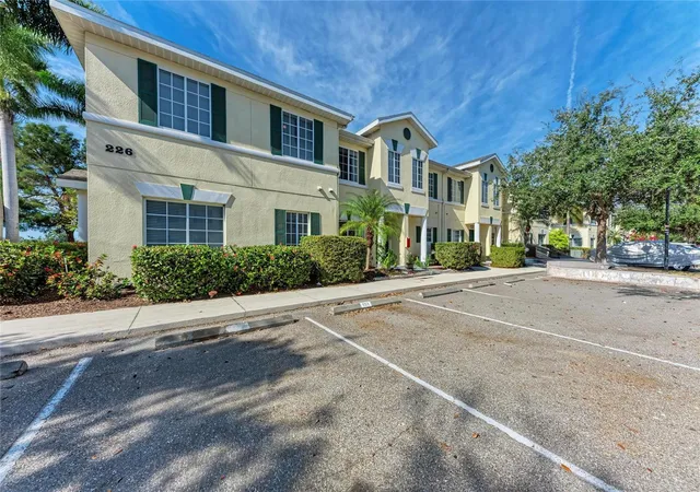 4th image of 226 Cape Harbour Loop, Bradenton, FL 34212