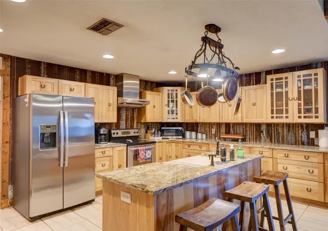 3rd image of 1765 E Cr 462, Wildwood, FL 34785 | MLS# G5105156