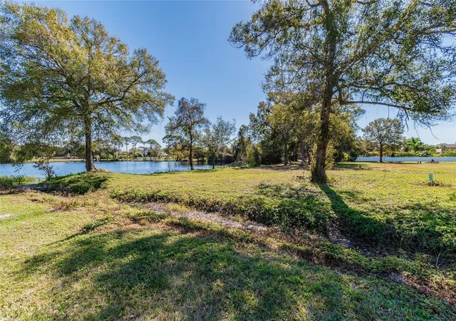 27th image of 5750 60th Ave N, Saint Petersburg, FL 33709 | MLS# TB8453396
