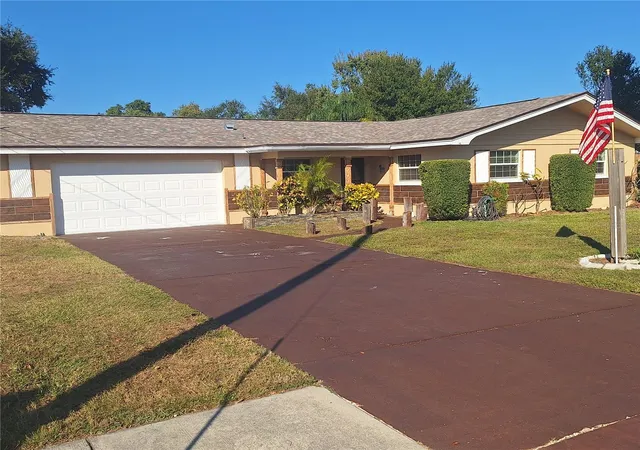 Photo 1 of Single family home for sale at 1202 S Keene Rd, Clearwater, FL 33756 | MLS# TB8453428 | Listing updated on 2026-09-24