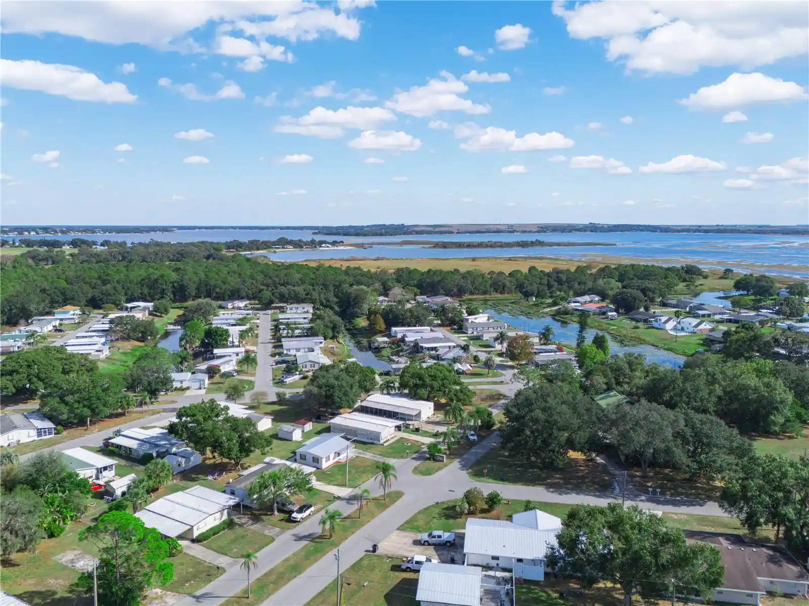 Listing Photo 43 - Condo for sale in 319 1st Ave N located at 319 1st Ave N, LAKE WALES, FL 32250 - Unit 319 1st Avenue N