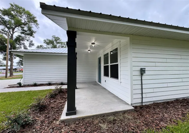 Homes for sale in Trenton, FL | 8507 Se 70th Ave, Trenton, FL 32693 | MLS# GC535821