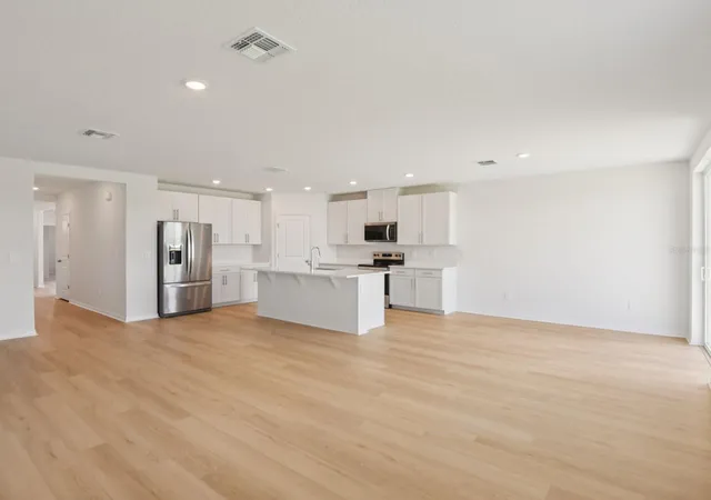 Photo 1 of Single family home for sale at 10412 Abundance Grv Way, Parrish, FL 34219 | MLS# O6364980 | Listing updated on 2026-10-30