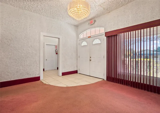 4th image of 900 S Locust Ave, Sanford, FL 32771 | MLS# O6365065