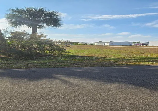Homes for sale in Englewood, FL | 1365 Sanderling Dr, Englewood, FL 34224 | MLS# D6145066