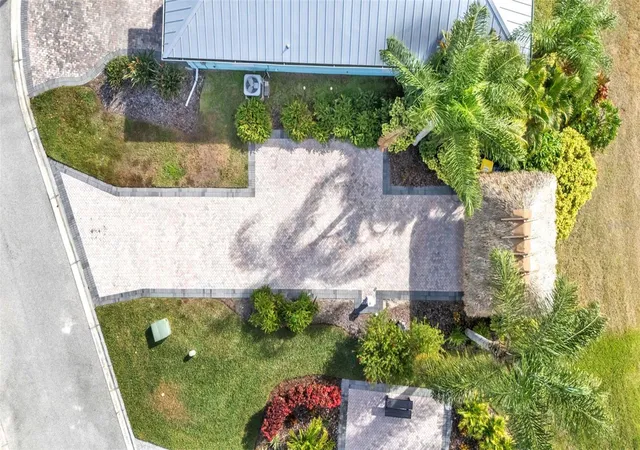 3rd image of 3234 Great Heron Loop, Polk City, FL 33868 | MLS# L4957704