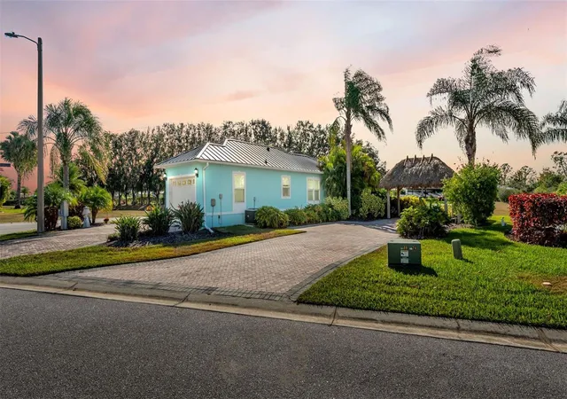 5th image of 3234 Great Heron Loop, Polk City, FL 33868 | MLS# L4957704