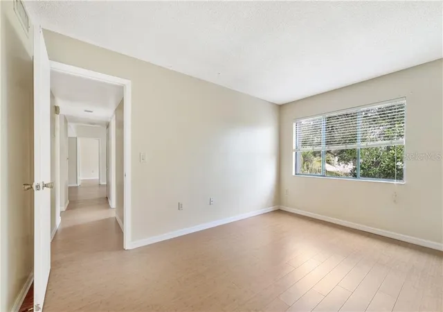 image of 3254 S Semoran Blvd, ORLANDO, FL 32822