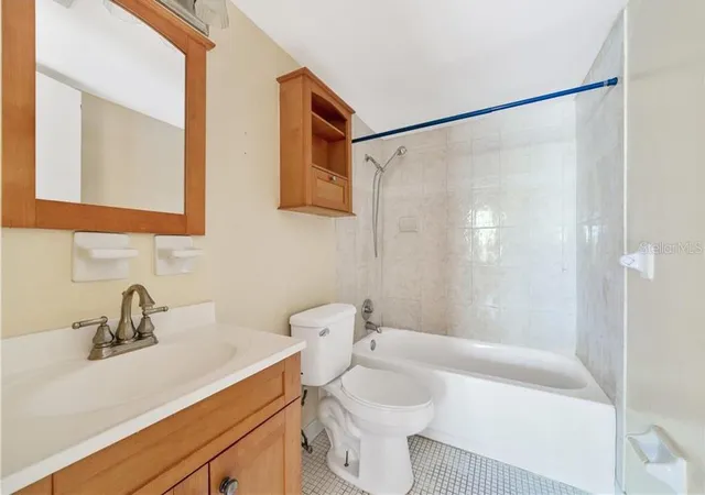 image of 3254 S Semoran Blvd, ORLANDO, FL 32822