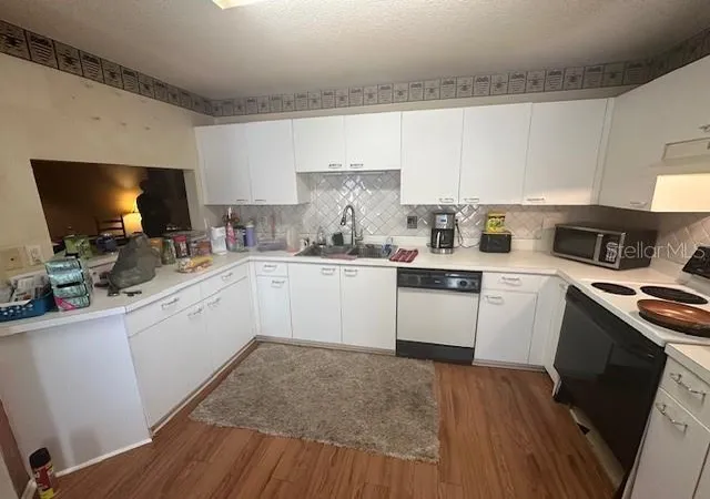 2nd image of 5445 18th Ct W, Bradenton, FL 34207 | MLS# A4674210