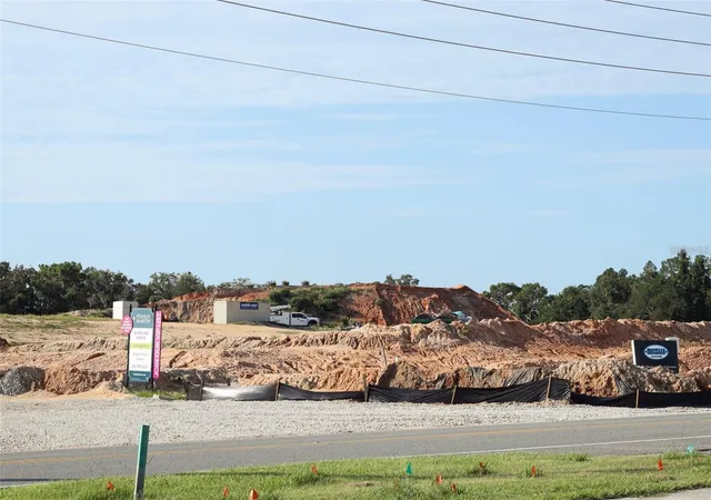 11th image of 8915 County Road 44, Leesburg, FL 34788 | MLS# O6365157