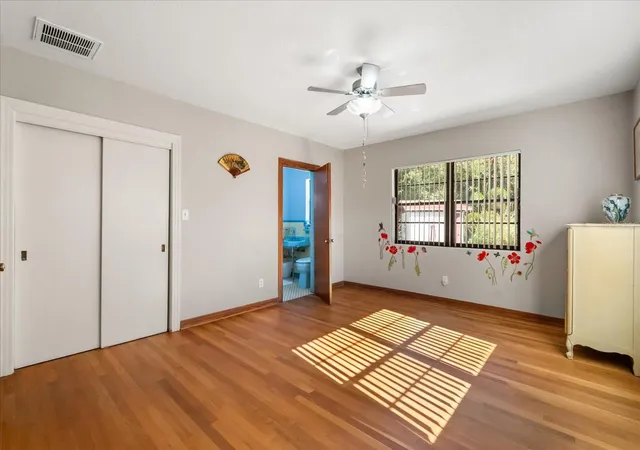 Photo 5 of Single family home for sale at 205 Surprise Dr, Winter Garden, FL 34787 | MLS# O6365188 | Listing updated on 2026-06-30