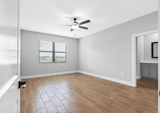 Photo 3 of Single family home for sale at 13521 Walden Sheffield Rd, Dover, FL 33527 | MLS# TB8453887 | Listing updated on 2026-10-09