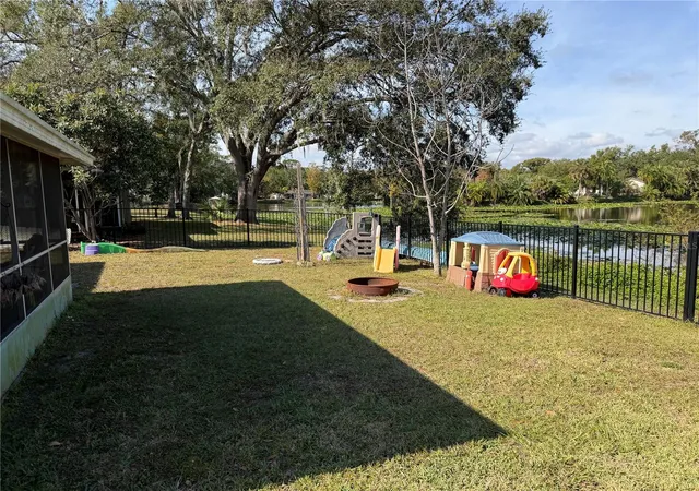 28th image of 17512 Brandywine Dr, Lutz, FL 33549 | MLS# TB8453910